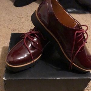 Chinese Laundry burgundy size 9.5